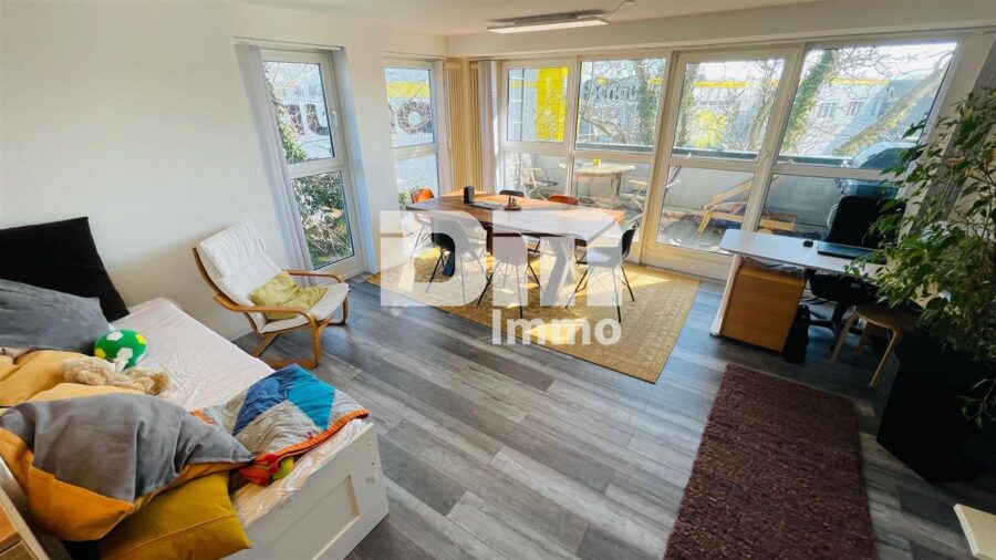 (R)eserviert!Traumhafte Maisonette-Wohnung im Penthouse-Stil mit Terrasse und Balkon - Wohnzimmer Maisonette unten